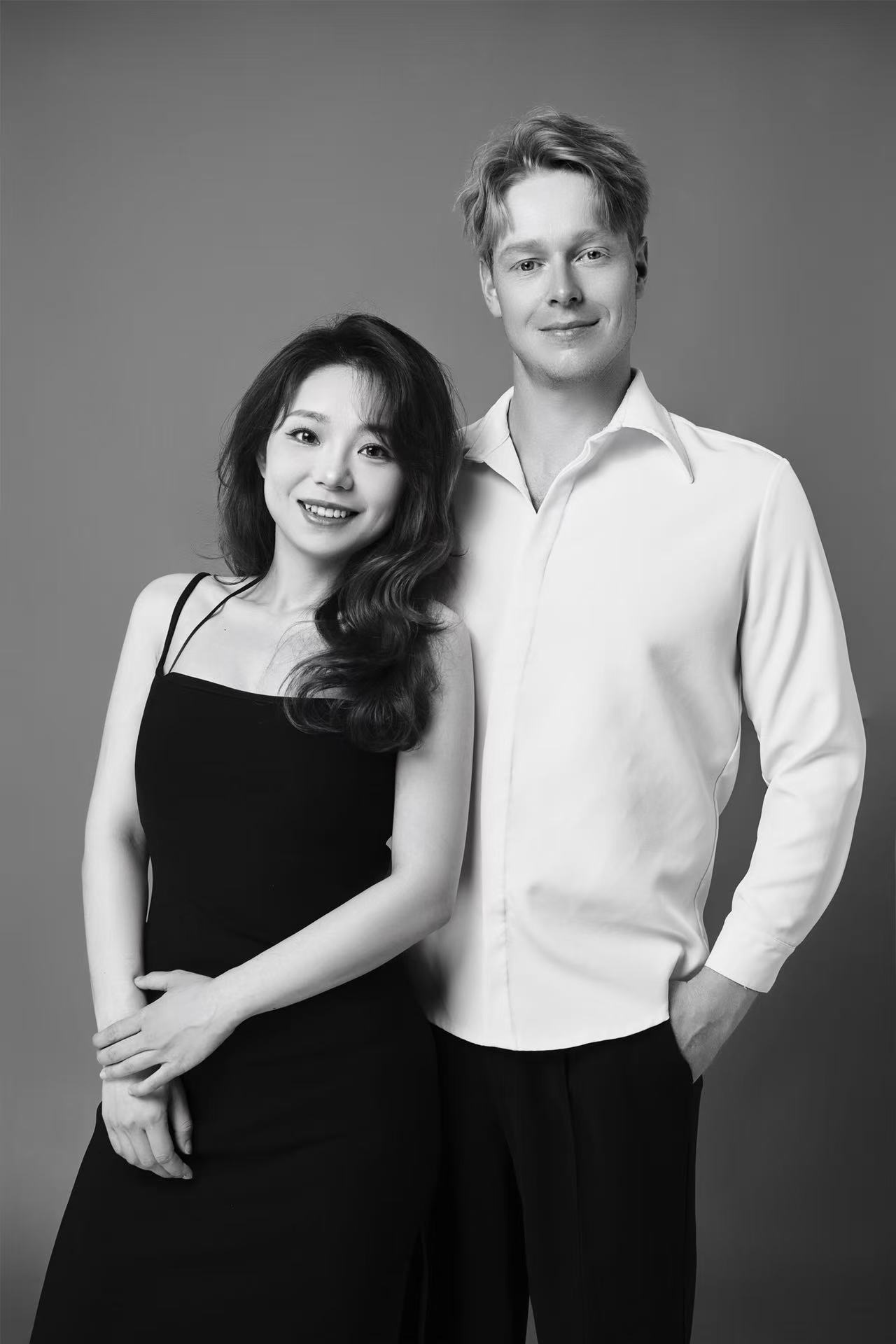 Sam and Lihui travelling together